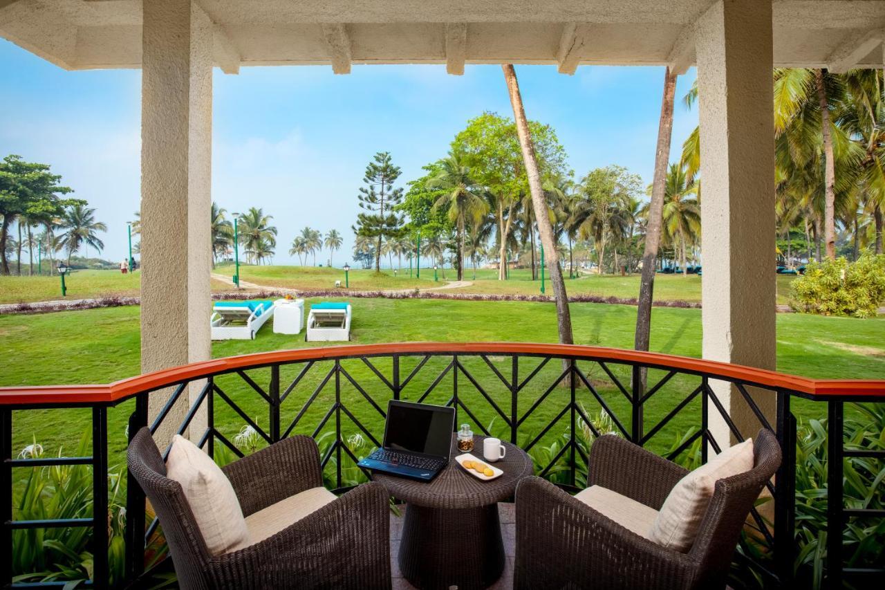 Caravela Beach Resort Варка Екстериор снимка The Westin Golf Resort Desaru