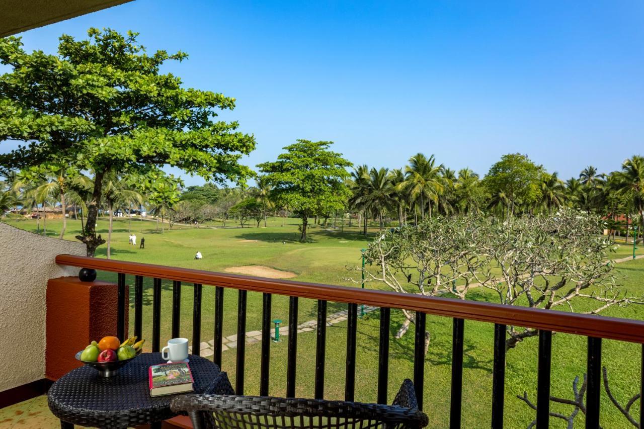Caravela Beach Resort Варка Екстериор снимка Golf course at the hotel