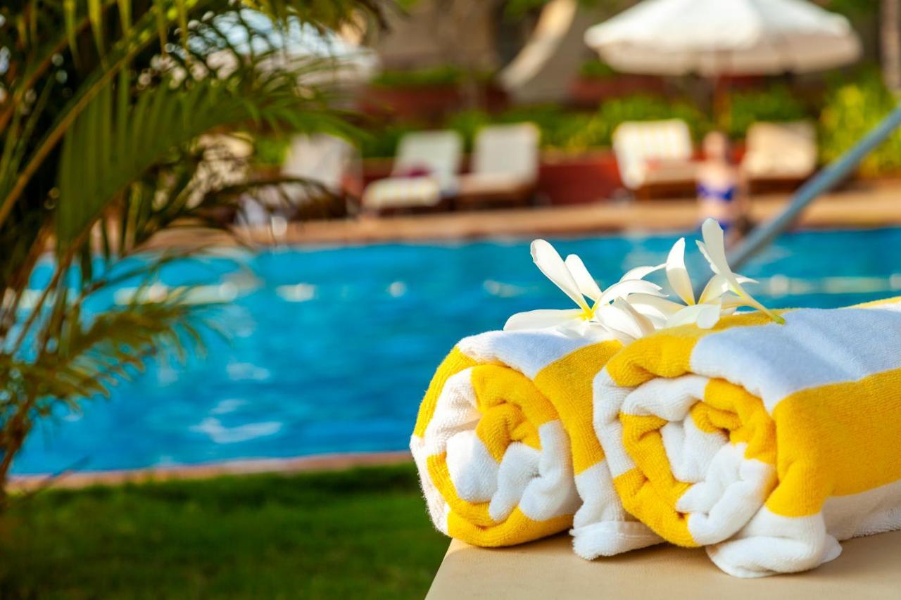 Caravela Beach Resort Варка Екстериор снимка Pool towels
